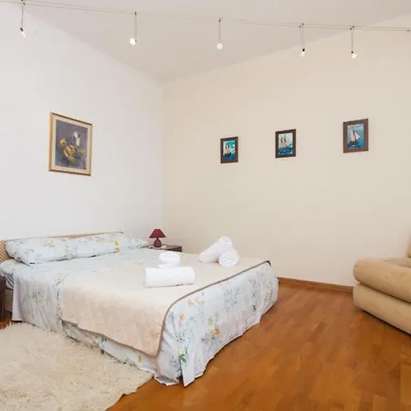 Rea Апартаменты
